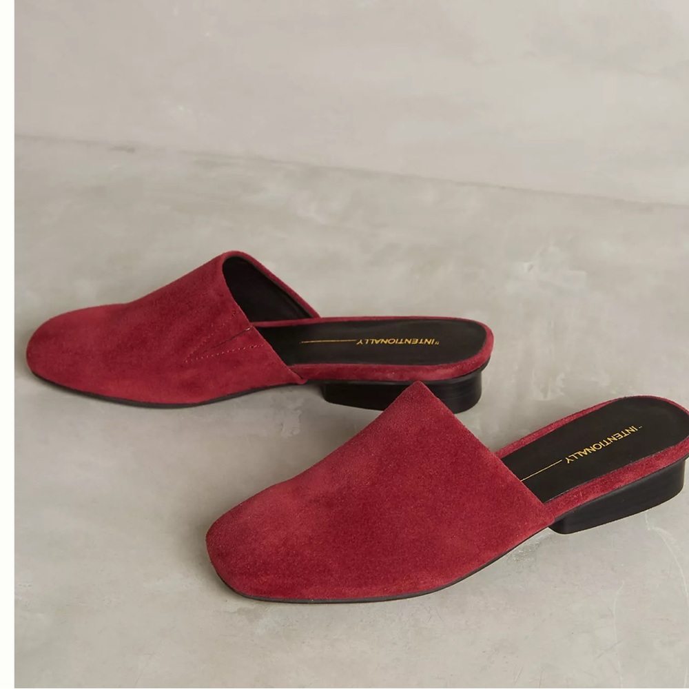 Intentionally Blank Suede Slip on Slides Mules Cherry size 36 US 5.5-6